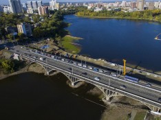 Демонтаж северной и южной полосы старого Макаровского моста методом алмазной резки